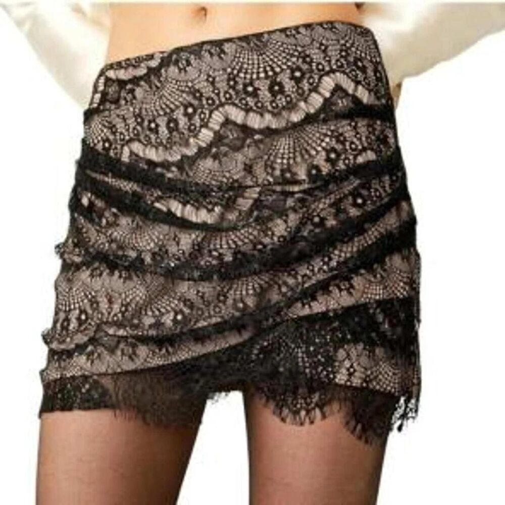 Free-people Women's Black and Cream Skirt Festival Boho Womens size 14